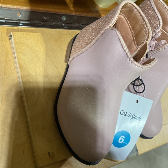 Girls boots size 6 - Picture 3 of 9